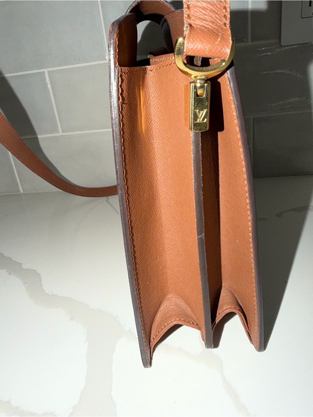 Louis Vuitton Monogram Courcelles Purse - Picture 3 of 9